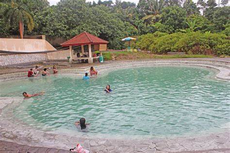 Pemandian Air Panas Bandar Lampahan